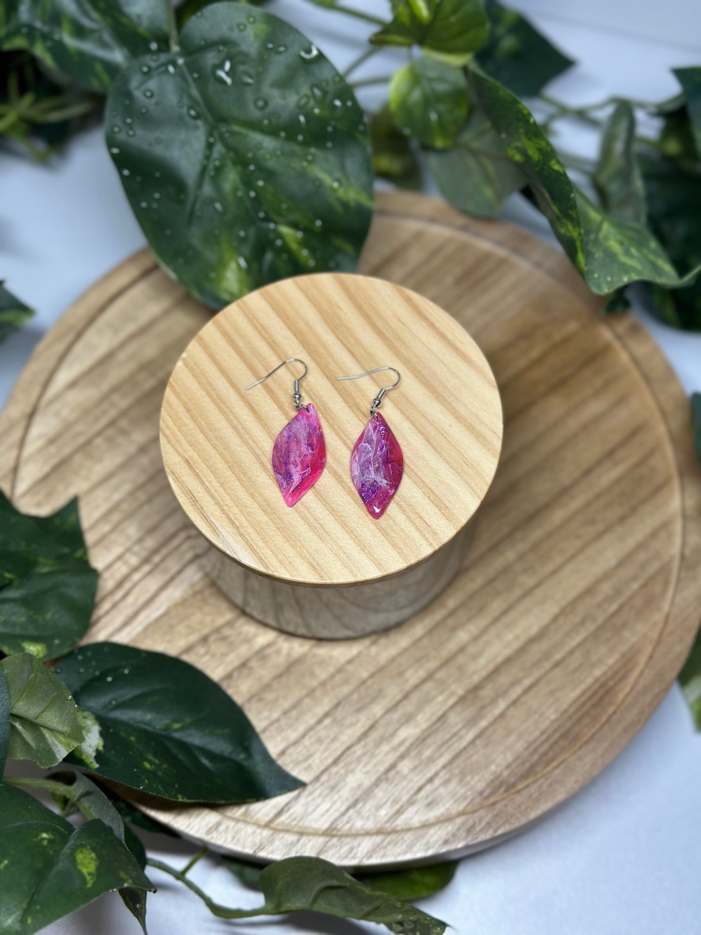 Almond Pendant Earrings - Fuchsia