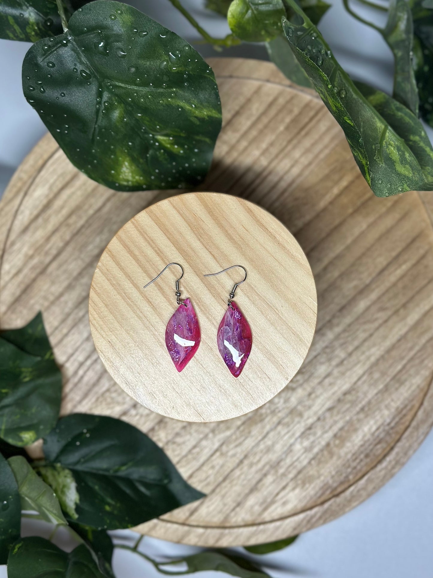 Almond Pendant Earrings - Fuchsia