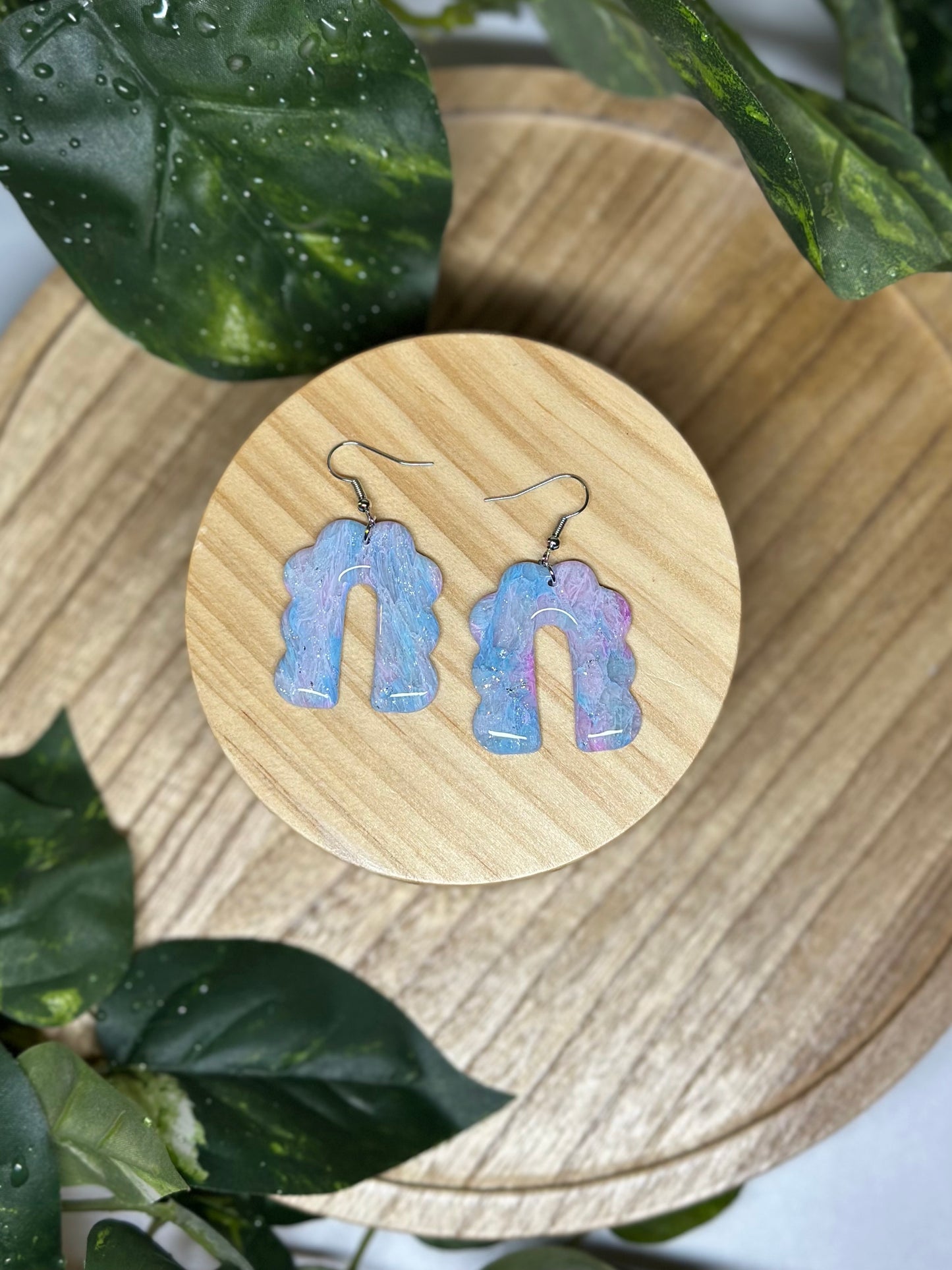 Curvy Arches Earrings - Cotton Candy