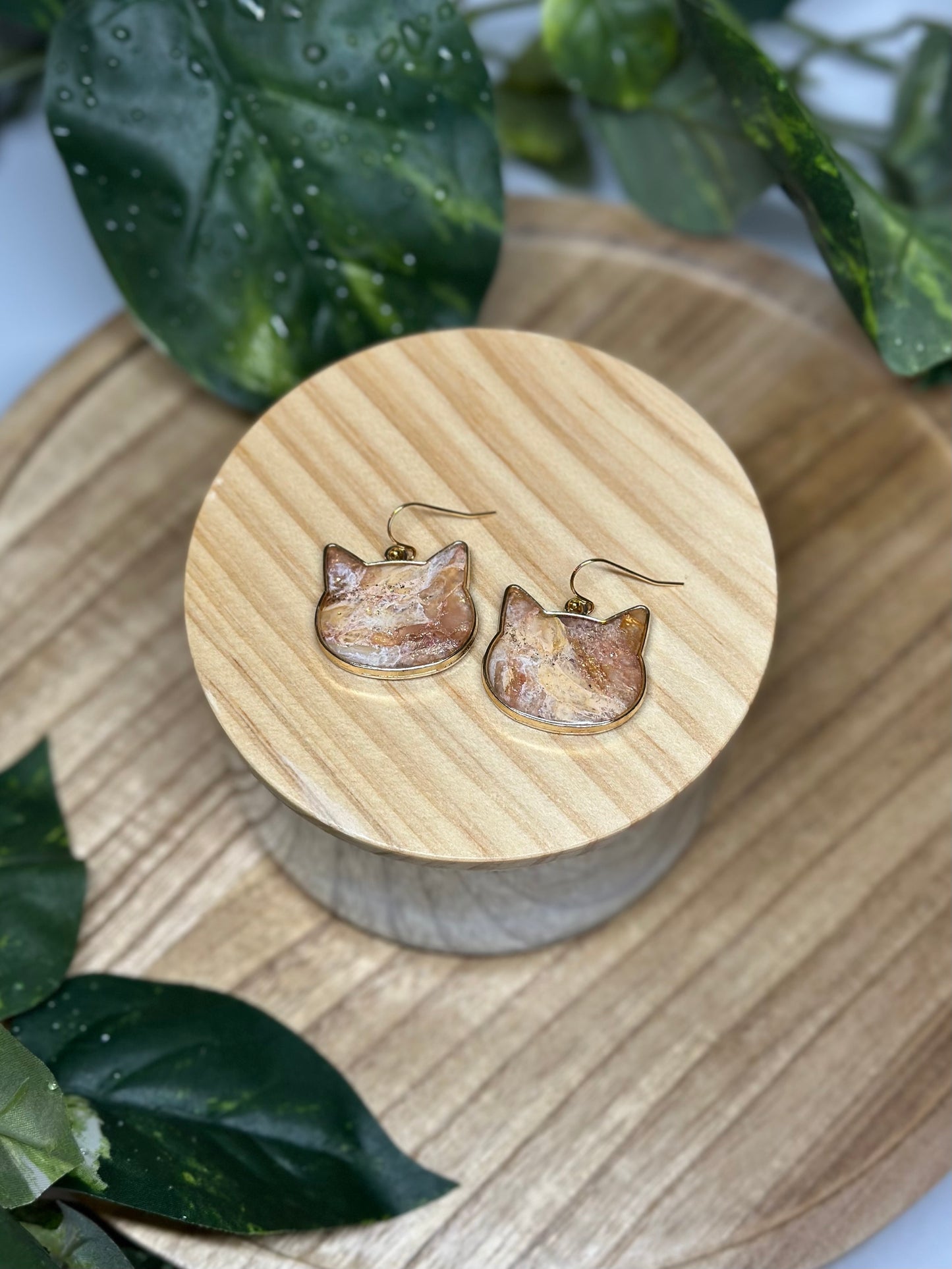 Cat Head Earrings - Beige