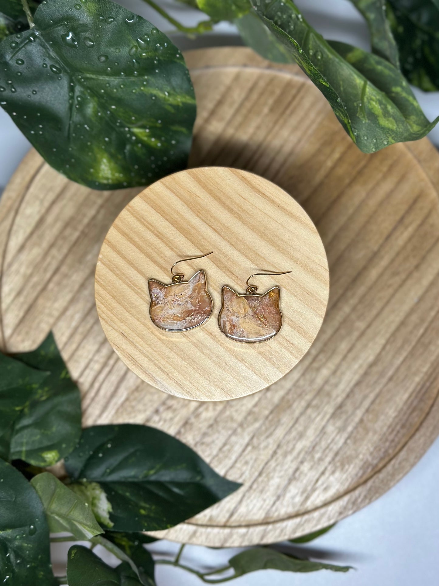 Cat Head Earrings - Beige