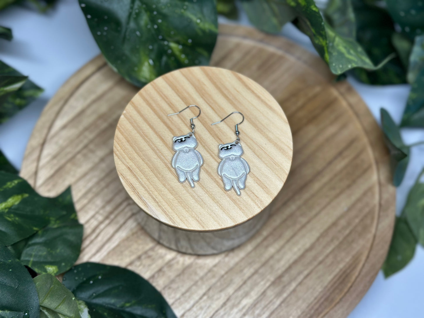 Cats Sleeping Earrings - White