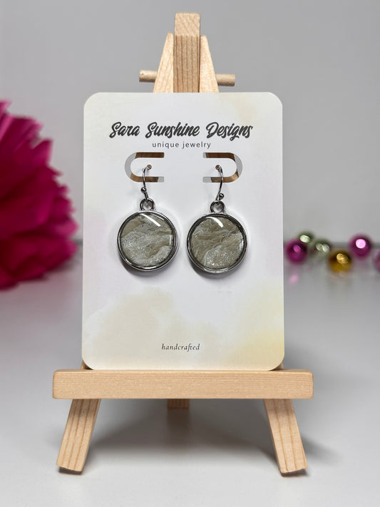 Circle Earrings - Light Gray 2
