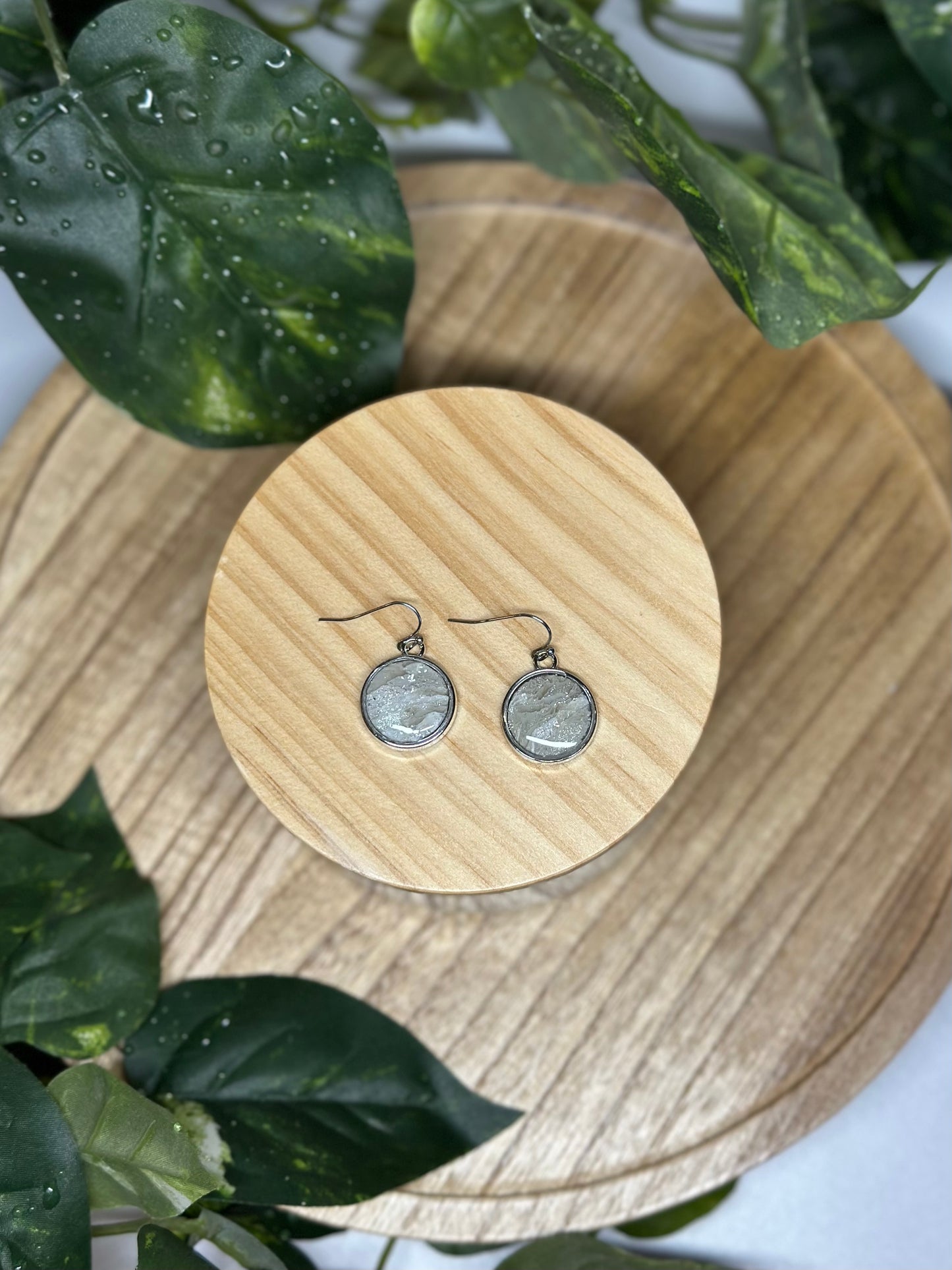Circle Earrings - Light Gray 2