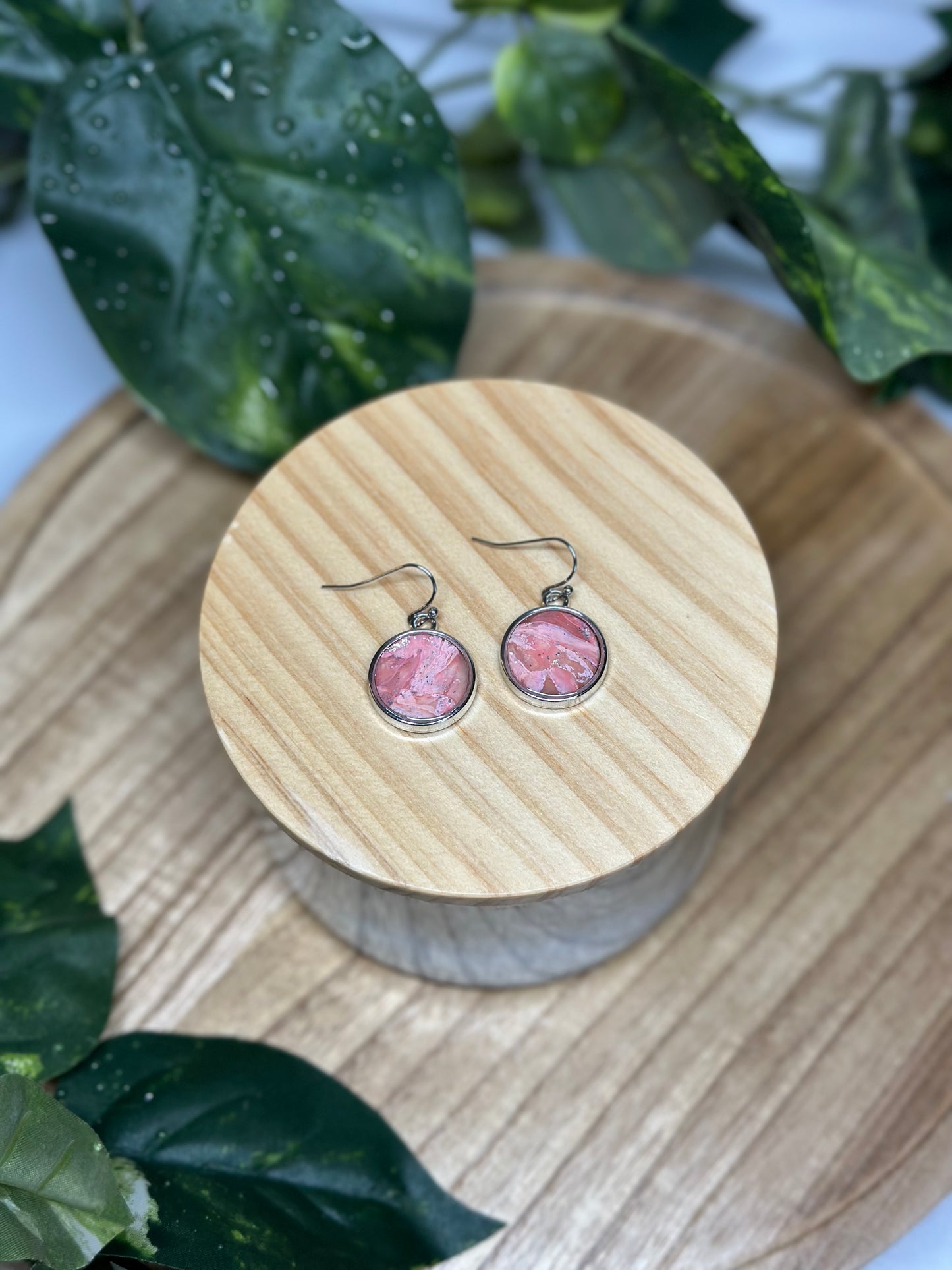 Circle Earrings - Light Pink