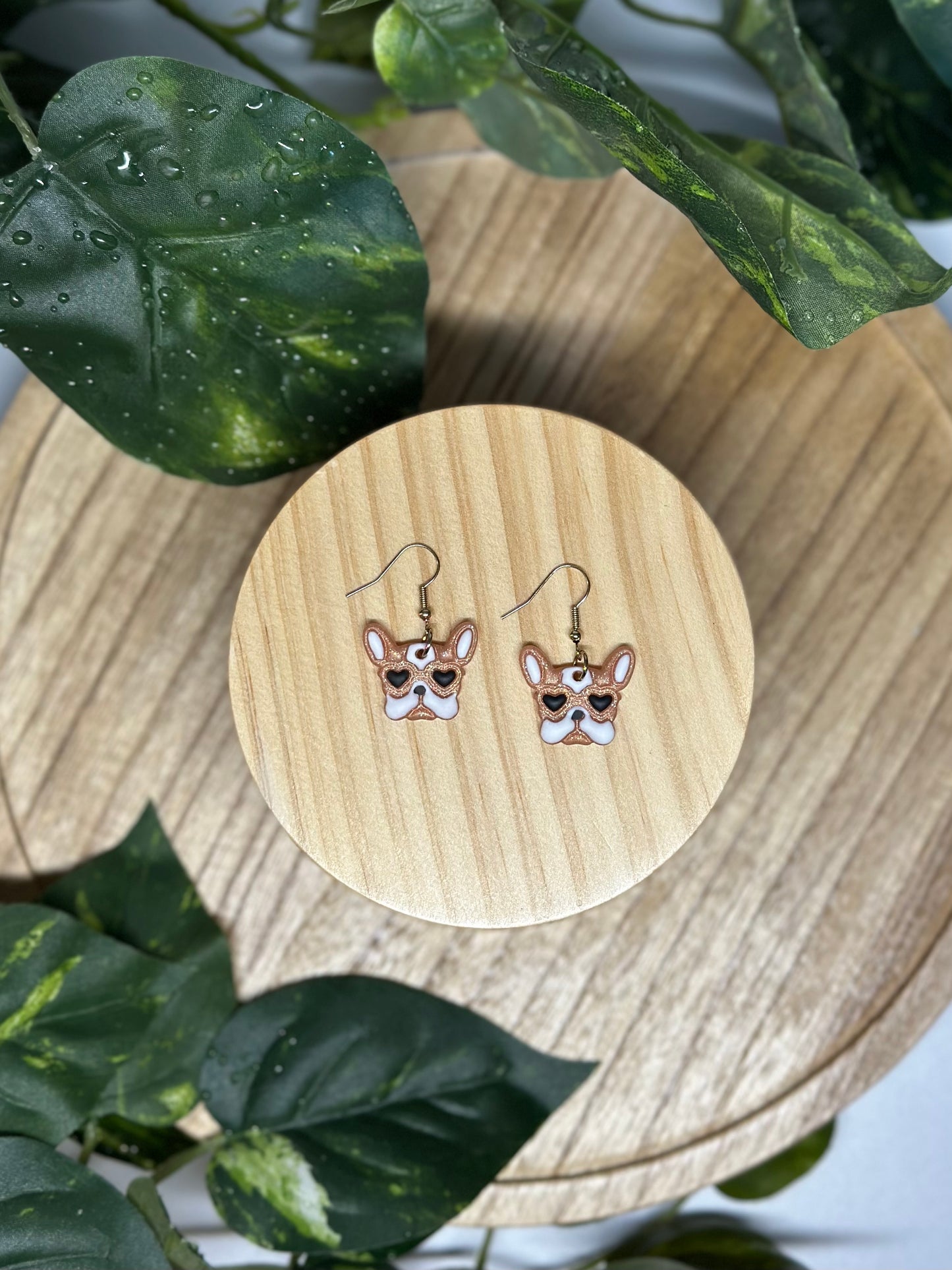 Dogs - Frenchie Heart Eyes Earrings - Tan & White 1