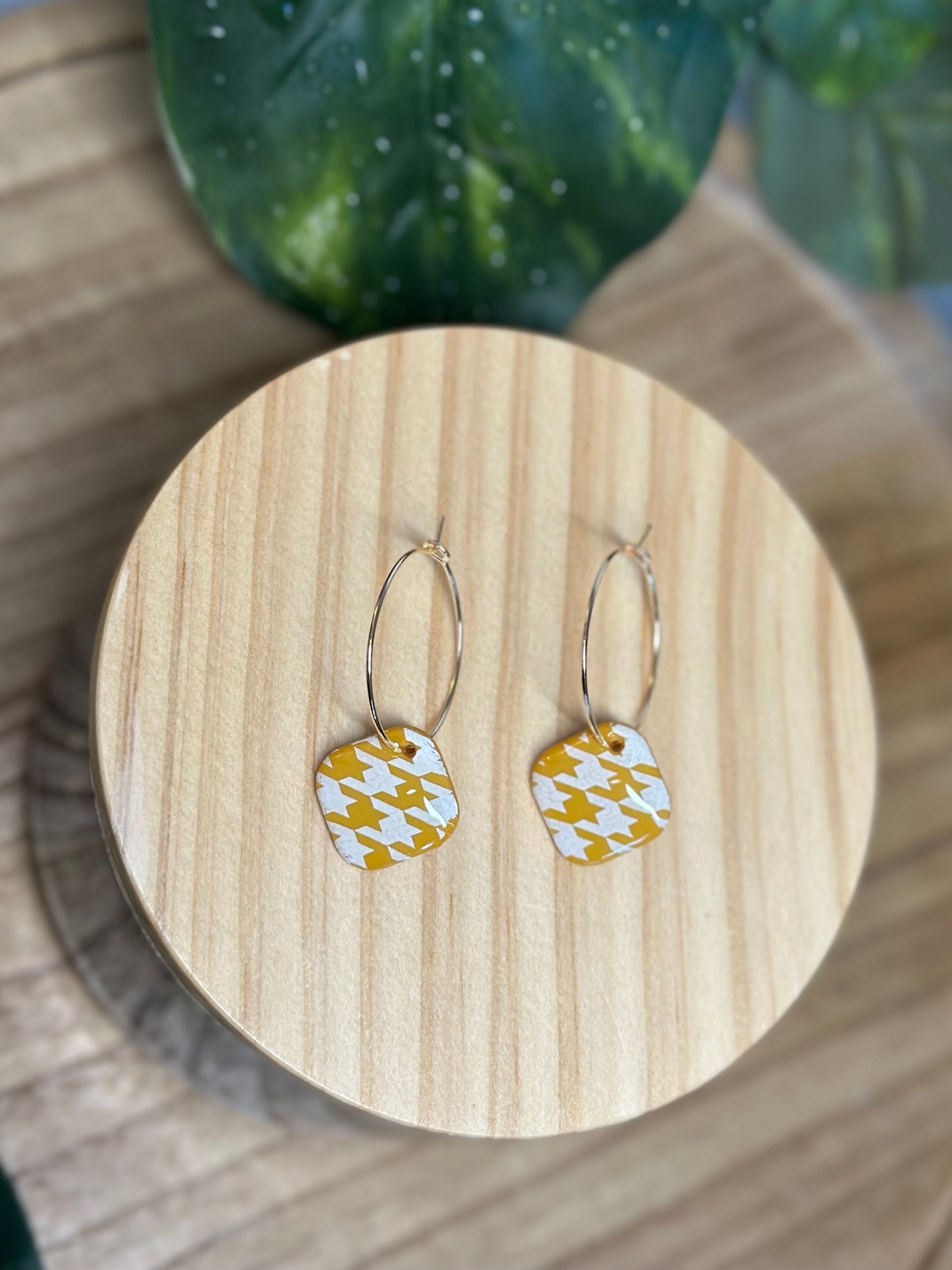 Square Pendant Hoop Earrings - Mustard & White Houndstooth
