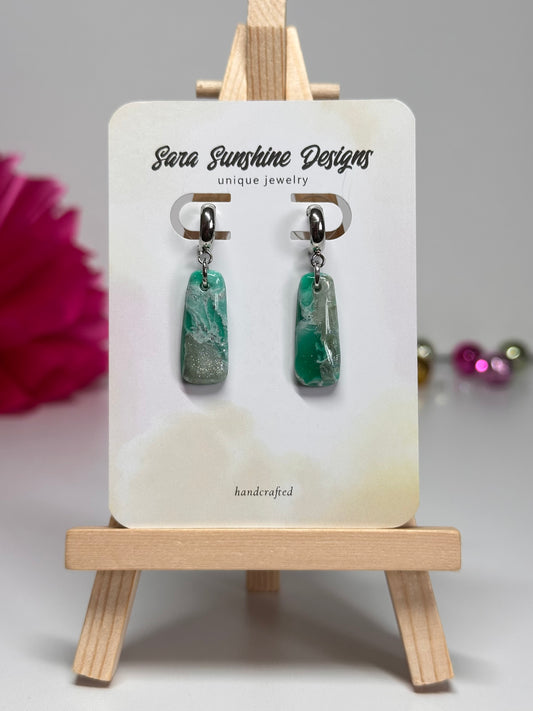 Straight Short Pendant Earrings - Green
