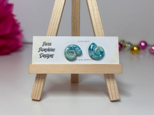 Seashell Stud Earrings - Ocean Blue 1