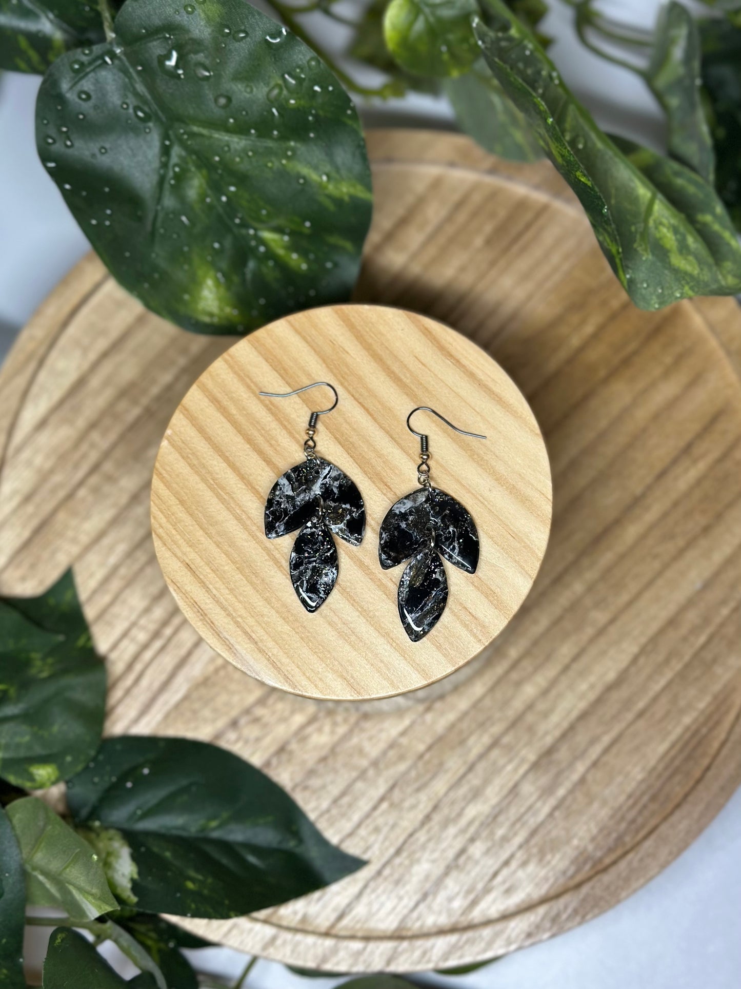 The Jami (half) Earrings - Black Marble